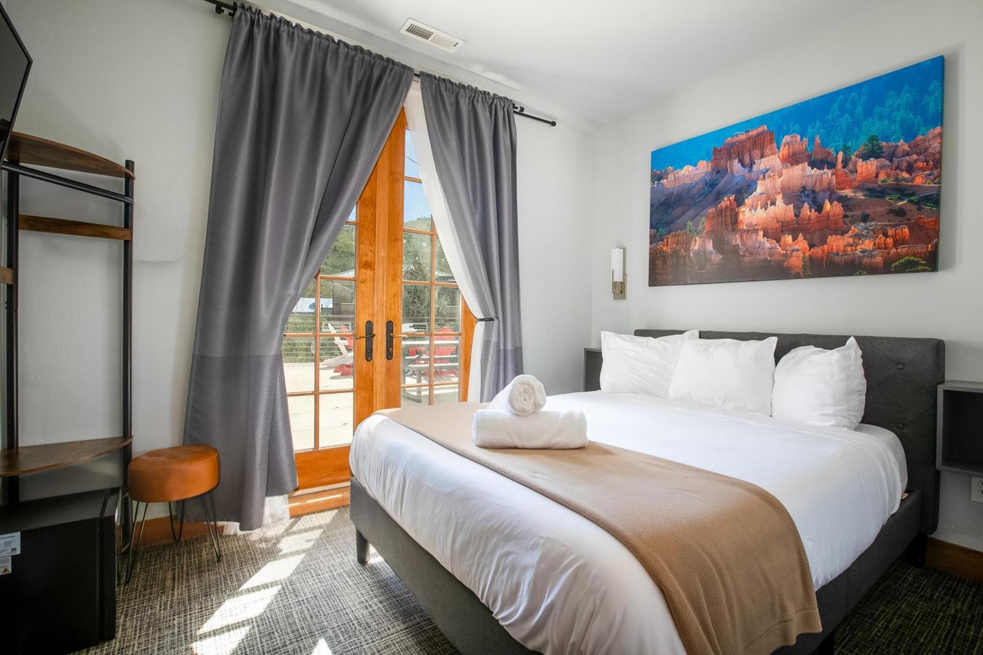 Queen Room