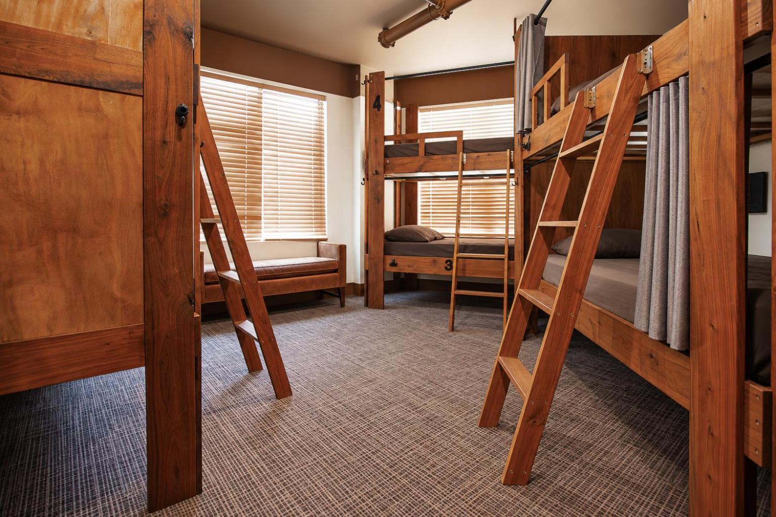 Bed 6-Bed Mixed Dormitory Room