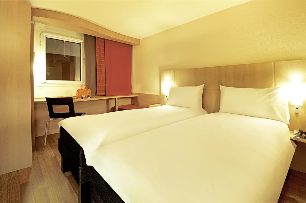 Quarto Standard com 2 Camas Individuais