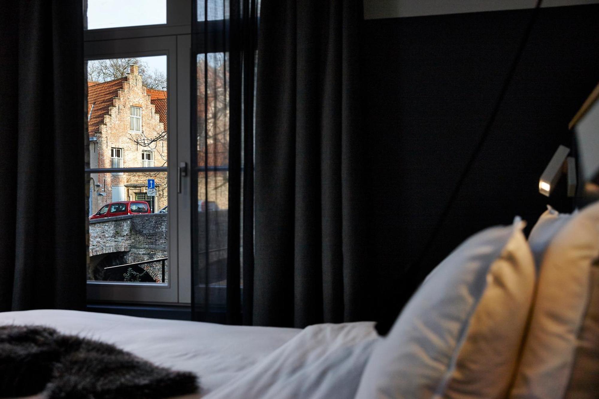 Superior Double Room Canal View