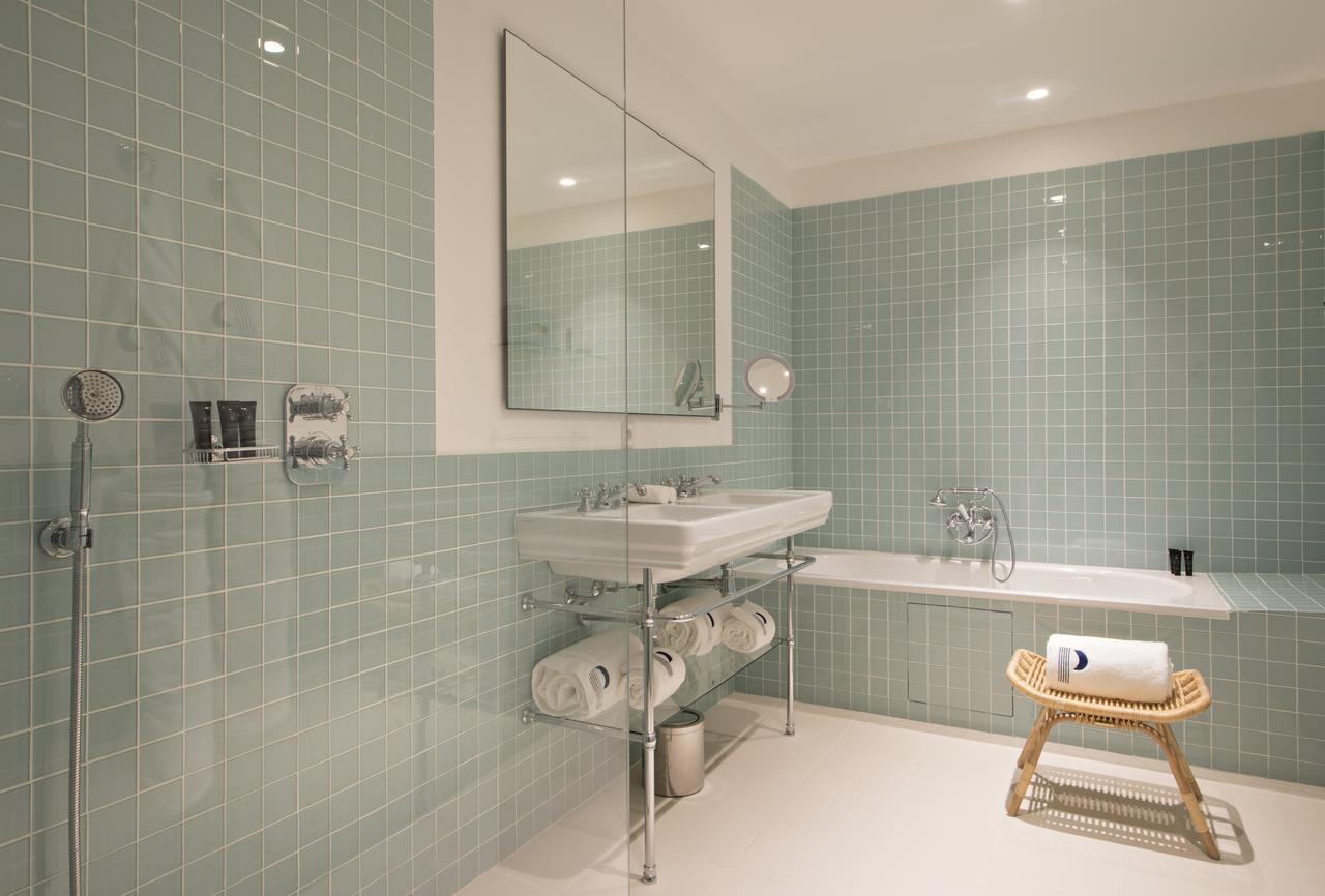 Chambre en Duplex avec Accès Privé au Hammam et à la Salle de Sport