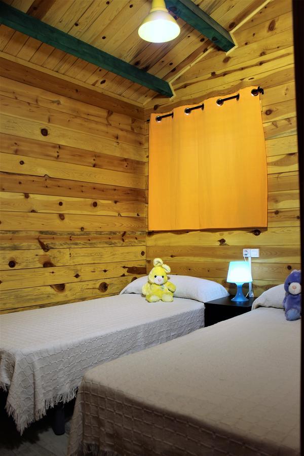 Classic Two-Bedroom Bungalow,547078200:JPEG