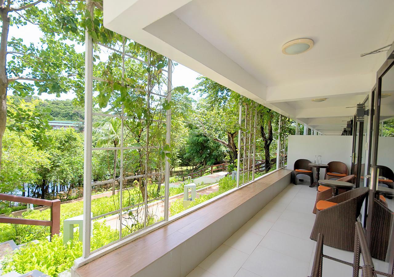 Garden Suite Roundtrip Airport Boat Trip Transfer