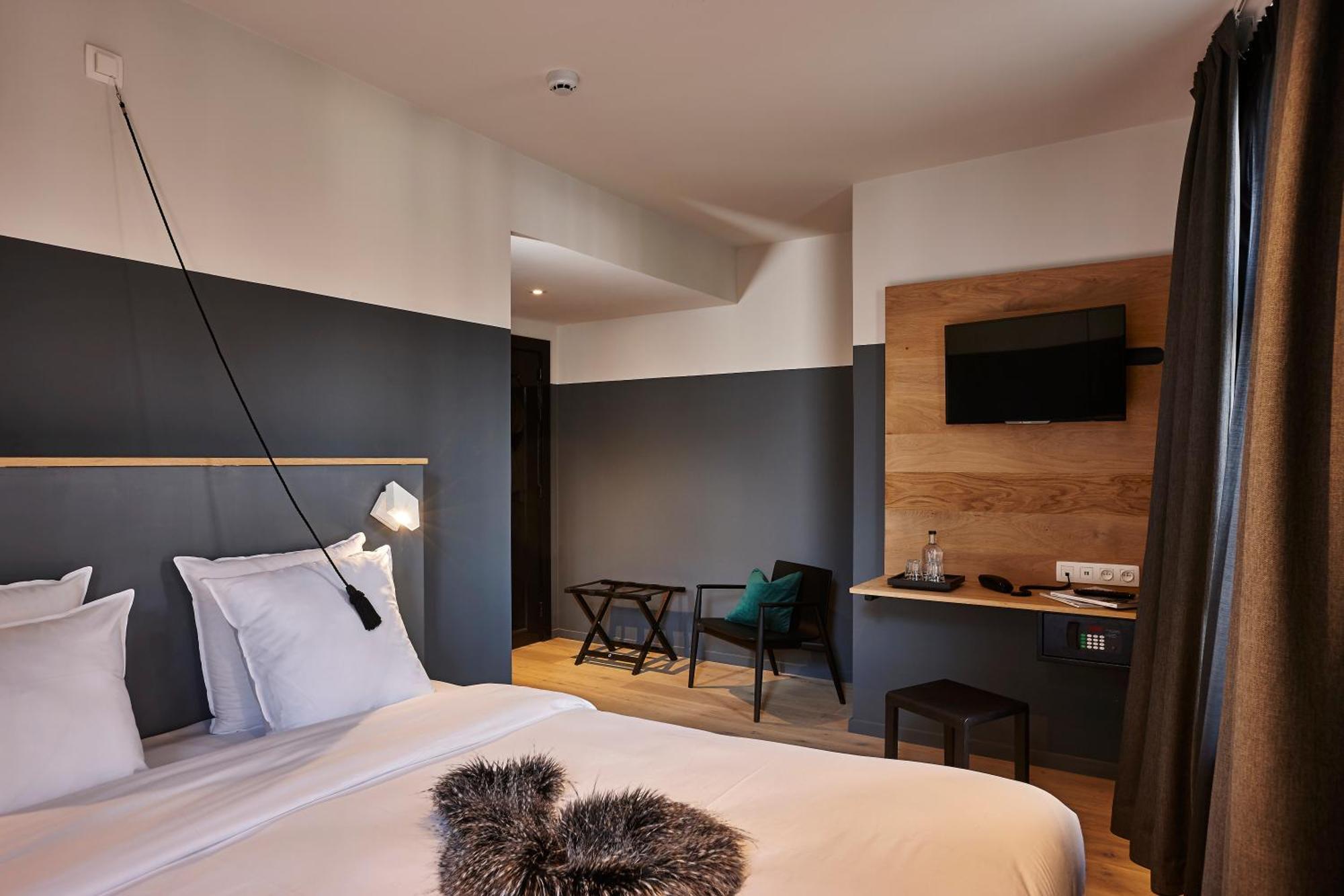 Superior Double Room Canal View