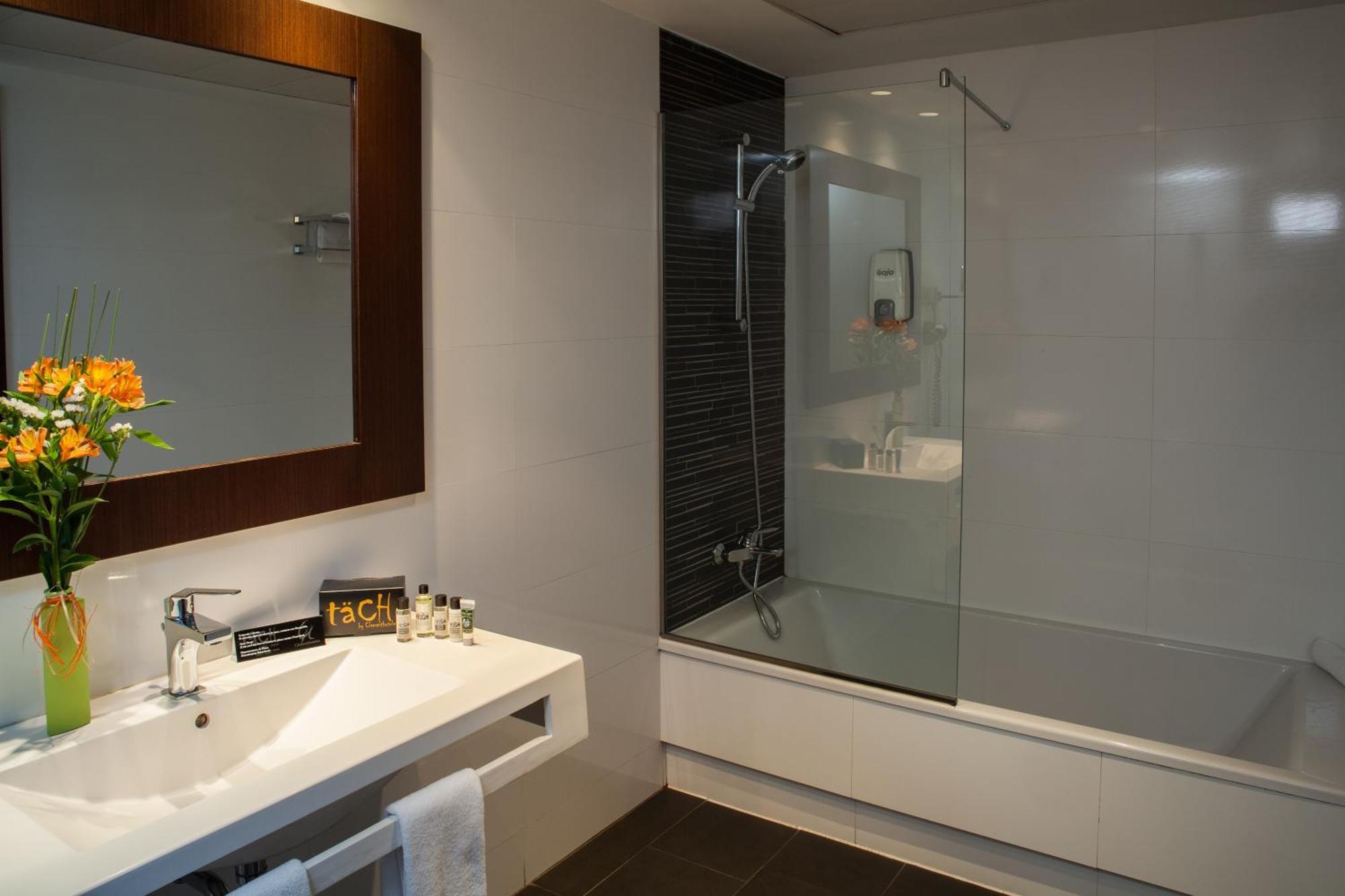 Habitación Triple con bañera