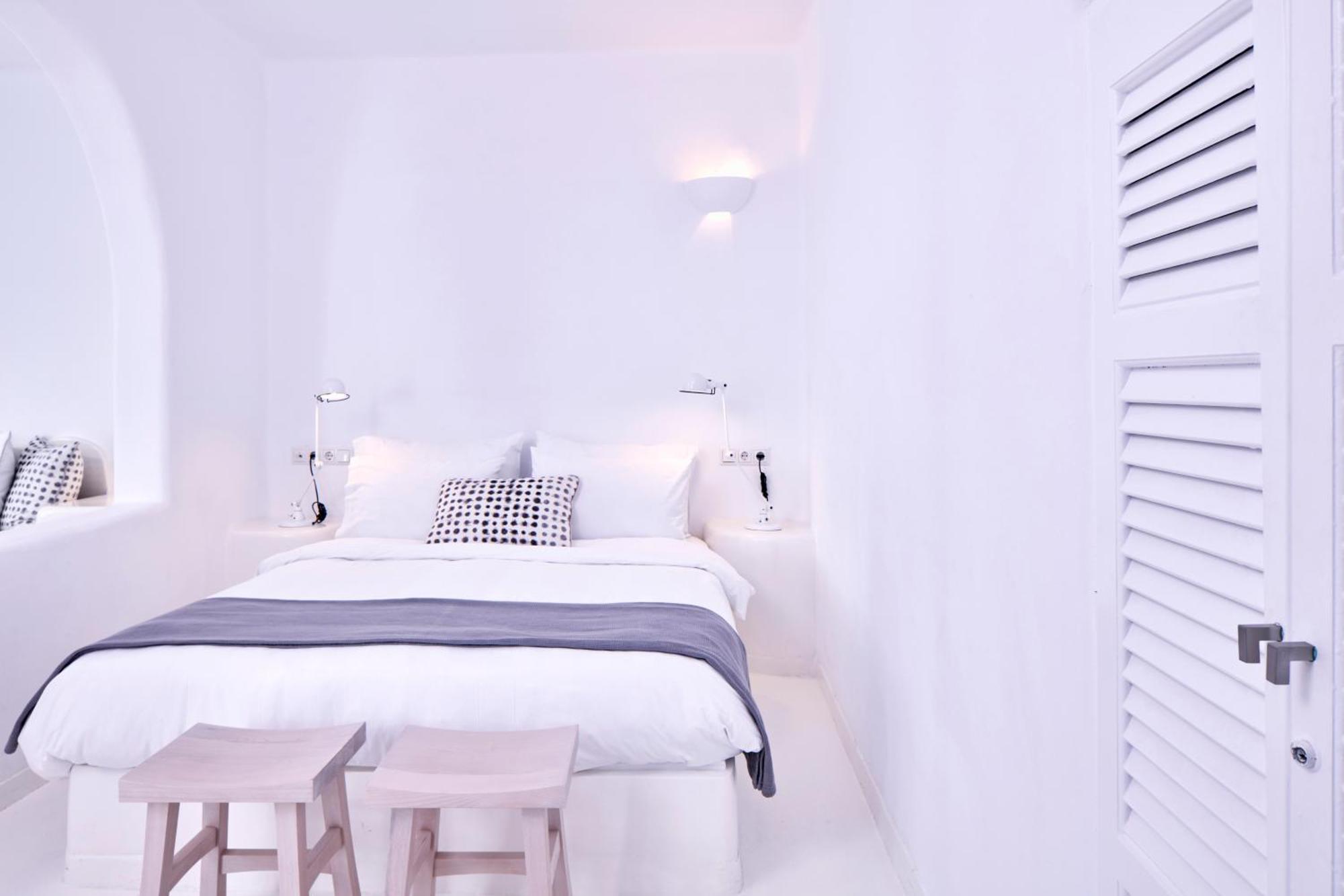Deluxe Room with Caldera View