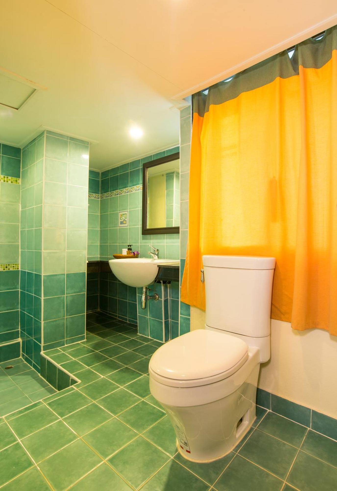 Quarto Superior com Cama de Casal ou 2 de Solteiro