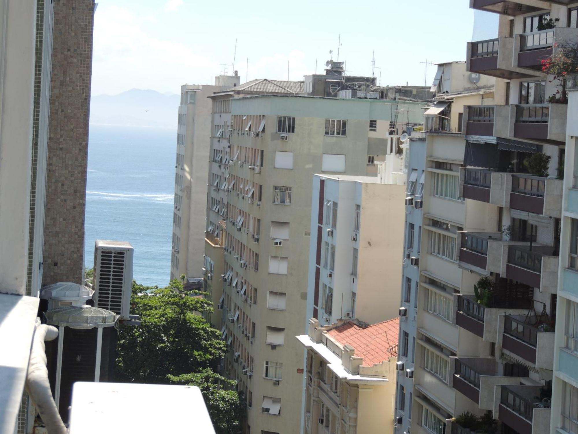 Quarto Individual com Banheiro