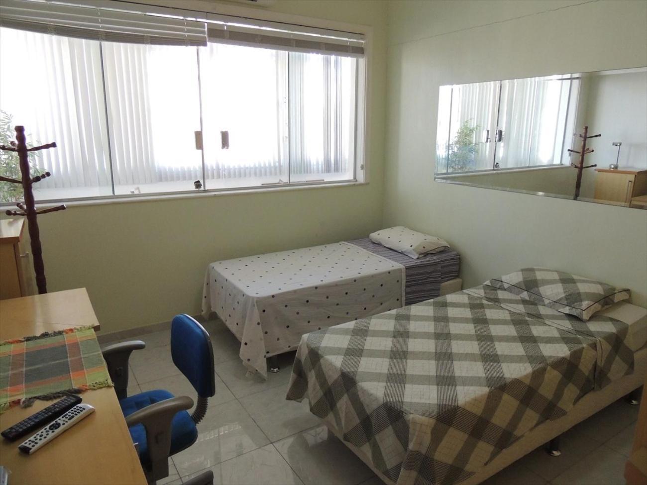Quarto Duplo com Banheiro