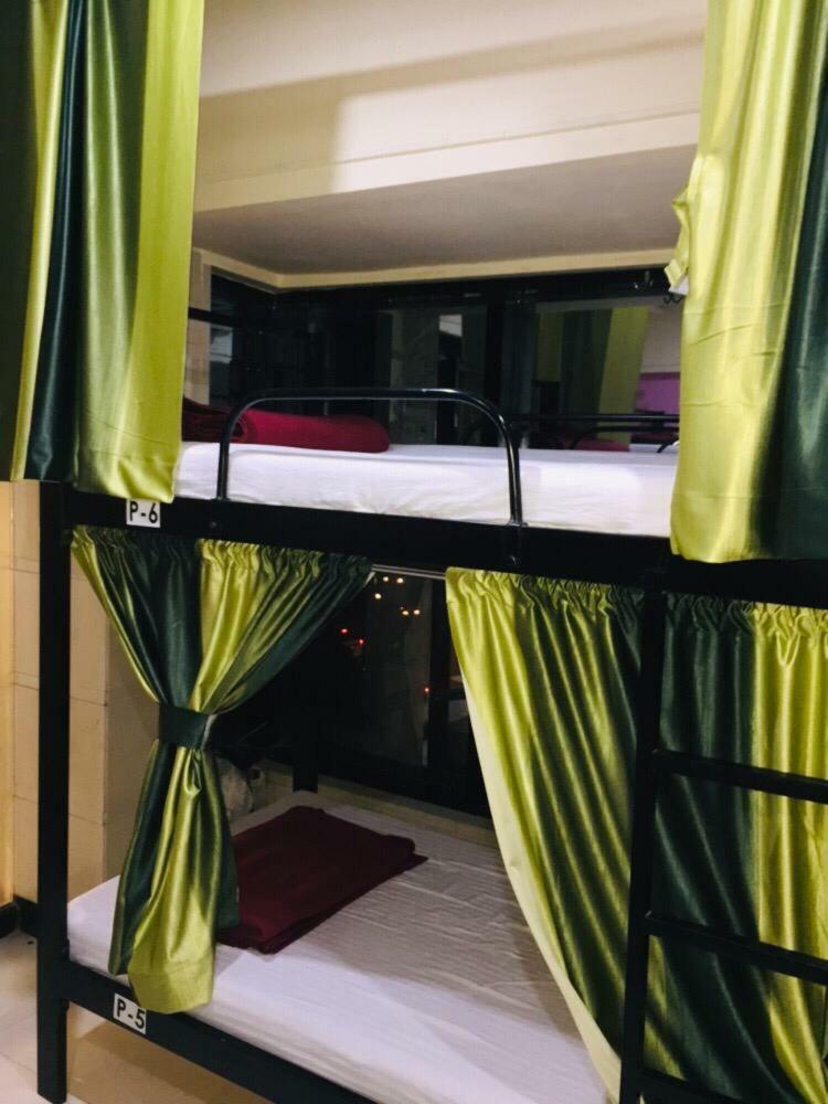 Bed in 6-Bed Mixed Dormitory Room