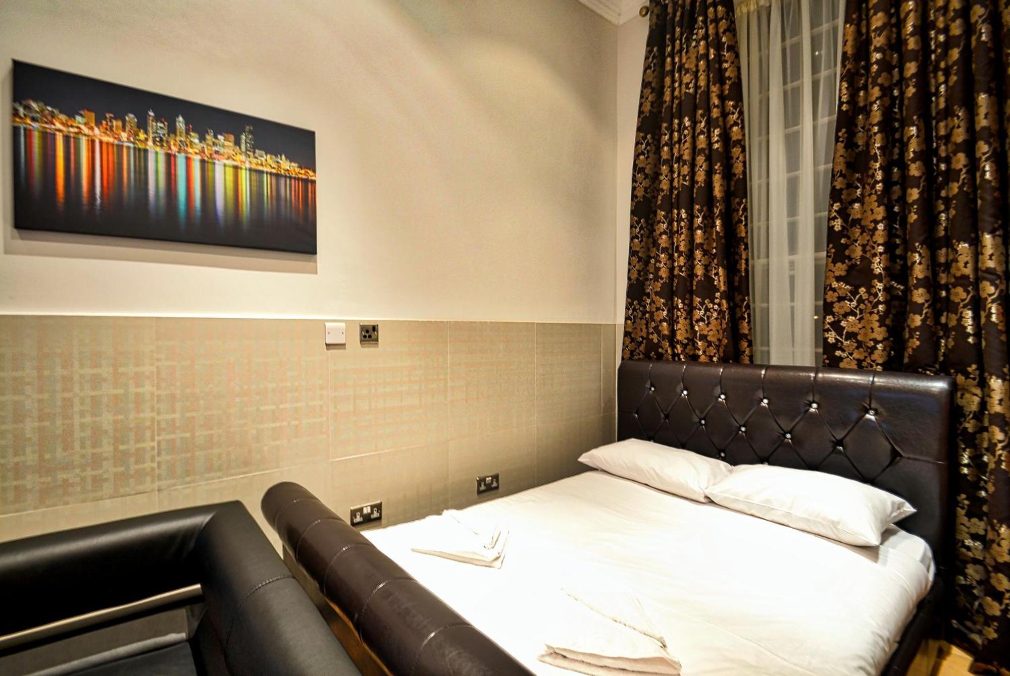 Apartamento com 2 Quartos (4 Adultos)