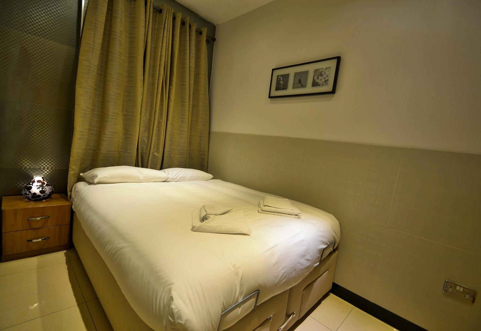 Apartamento com 1 Quarto