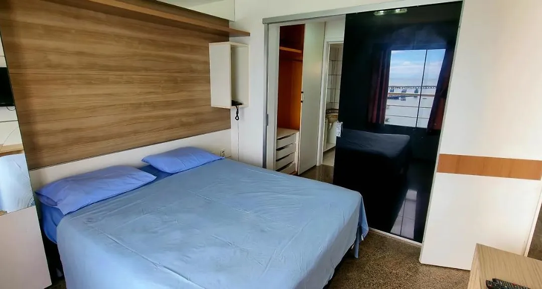 Yacht Coast-1