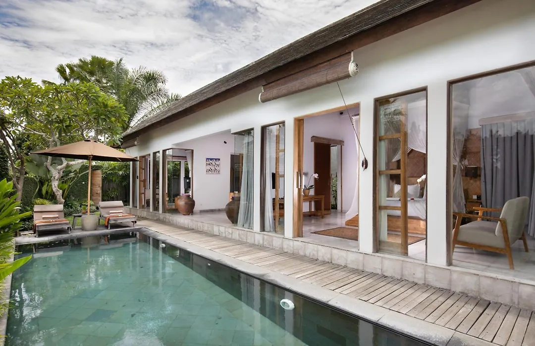 Villa Kayu Lama-1