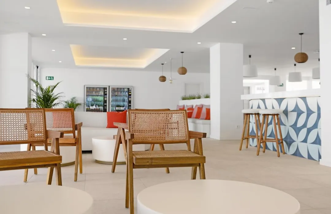 Palmanova Beach Apartments By Trh (Adults Only)-1