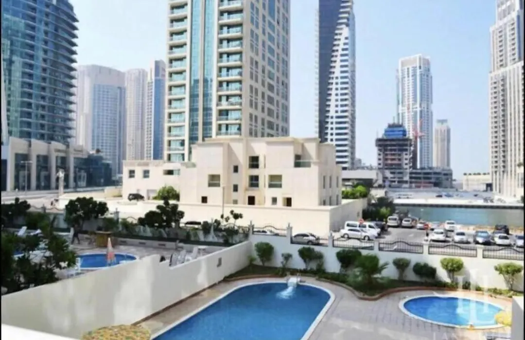 Luxury Apartments In Dubai Marina-1