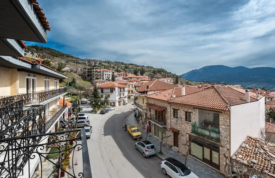 Arahova Inn Hotel-1