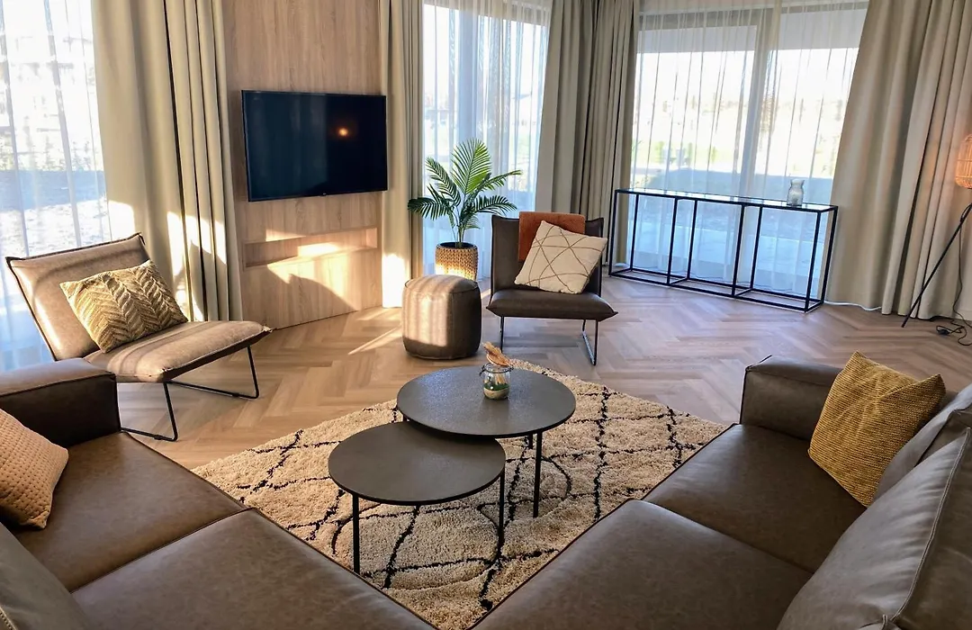 Zandbank Villa'S-1