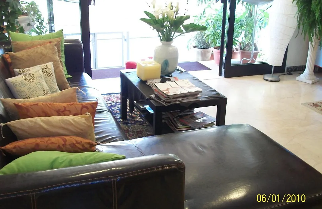 Hotel Crosal-1
