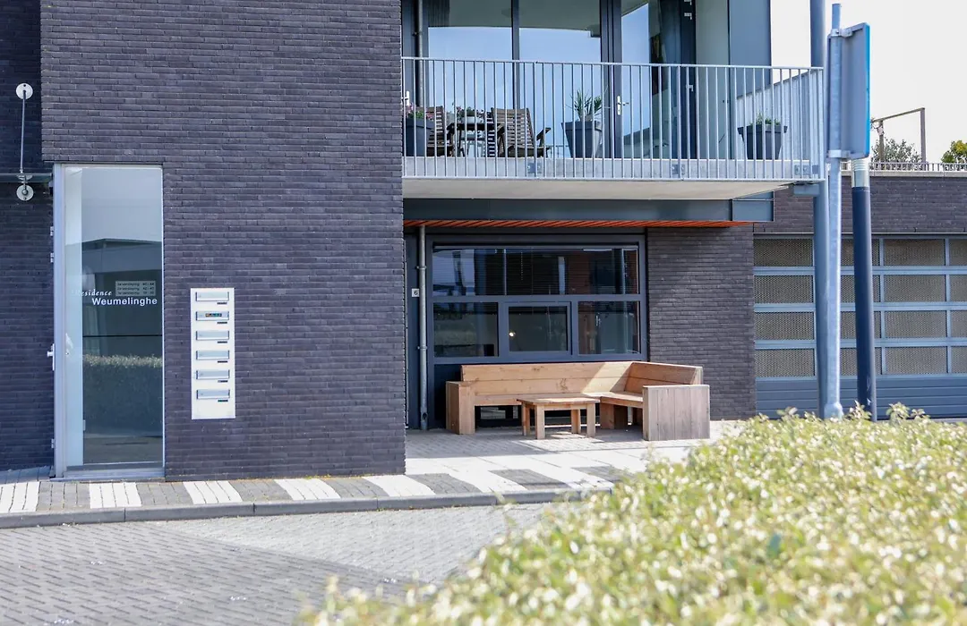 Strand Appartementen Wemeldinge-1