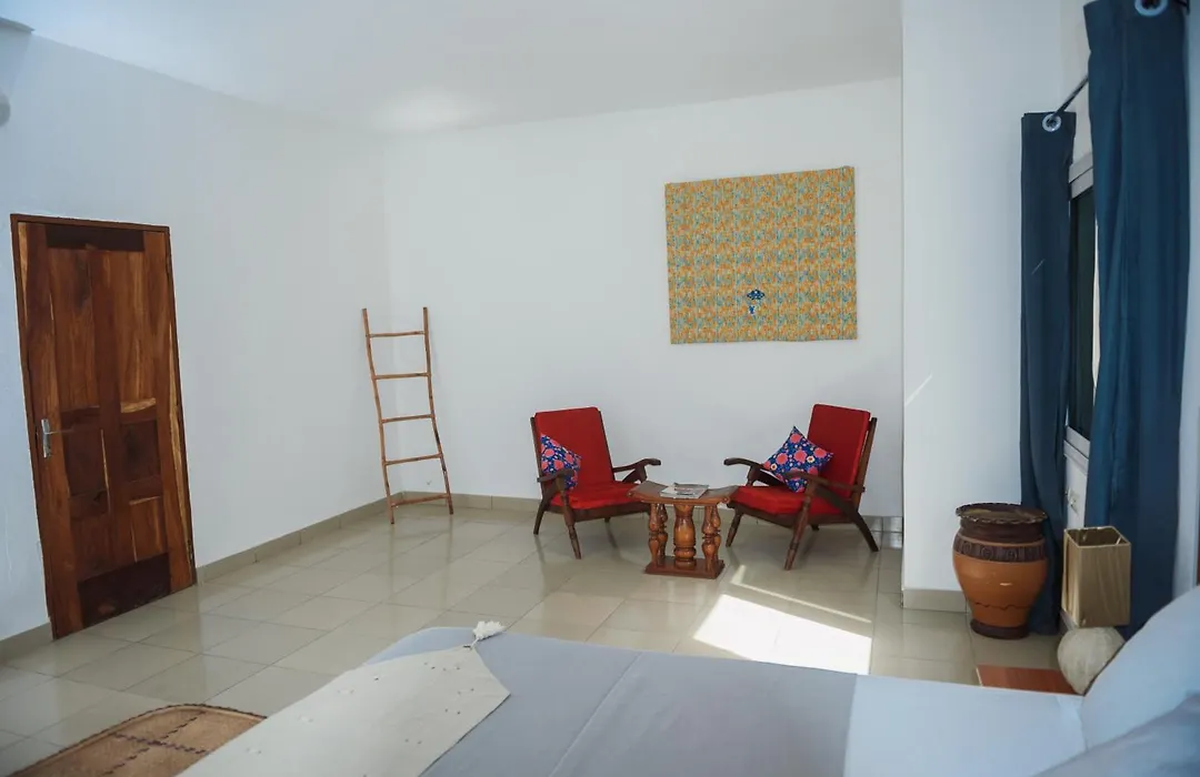 Maison Stella Lome-1