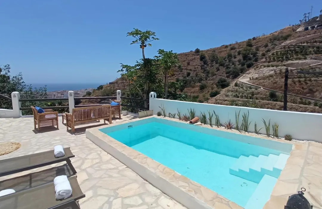 Casa el Almendro piscina privada-1