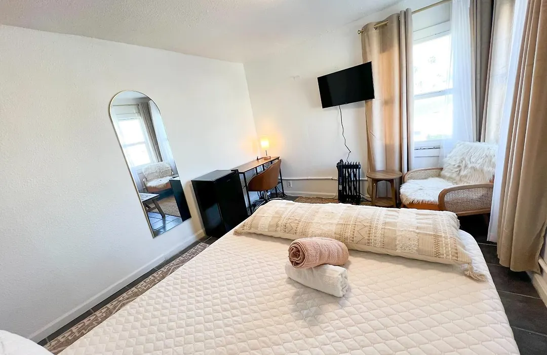 Ith San Diego Beach Bungalow Surf Hostel (Adults Only)-1