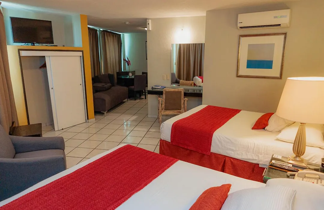 Howard Johnson By Wyndham Guanajuato Leon Avenida-1