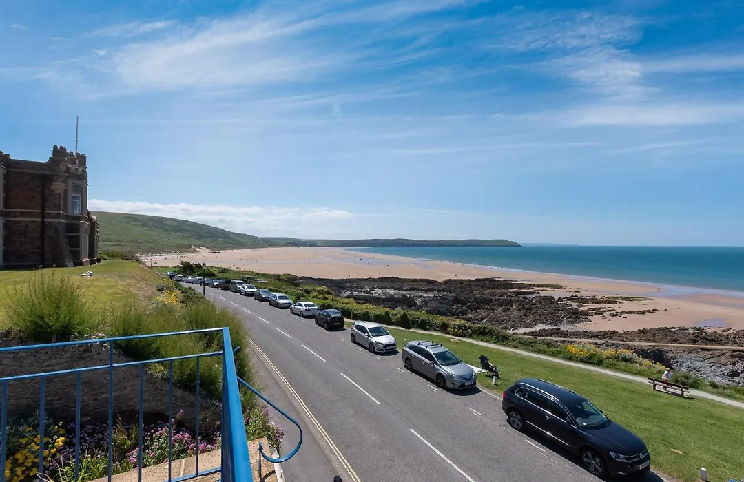 Devon Beach Court, Sea Views Of Woolacombe-1