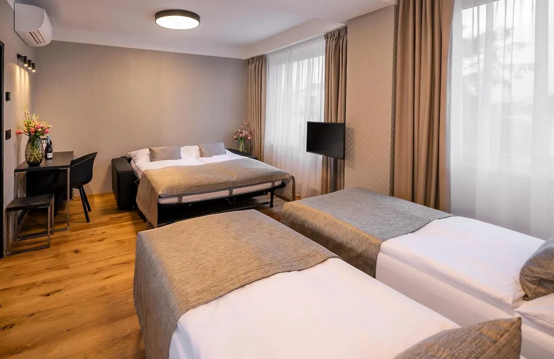 Hotel Aida-1