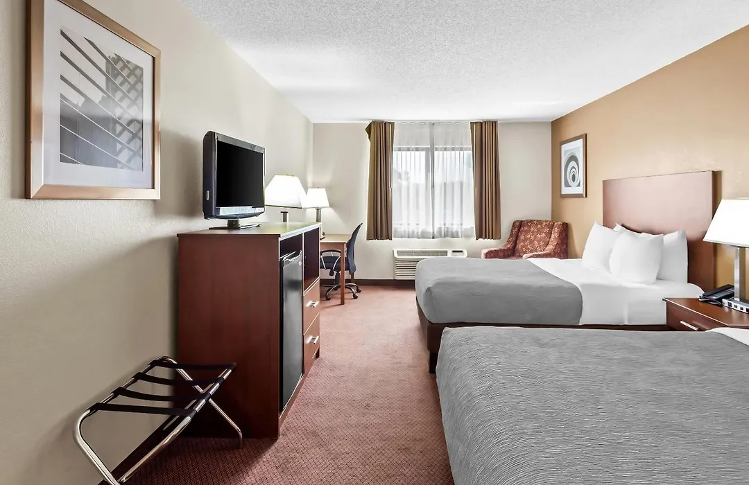Quality Inn-Sawyer-1