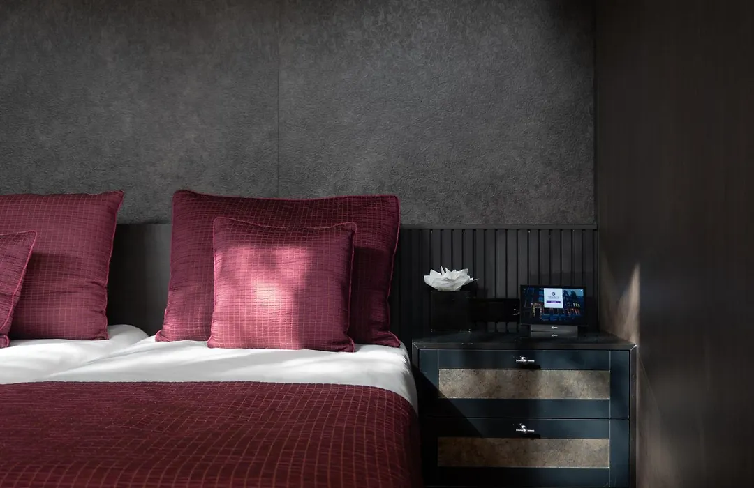 Hotel Sebastians-1