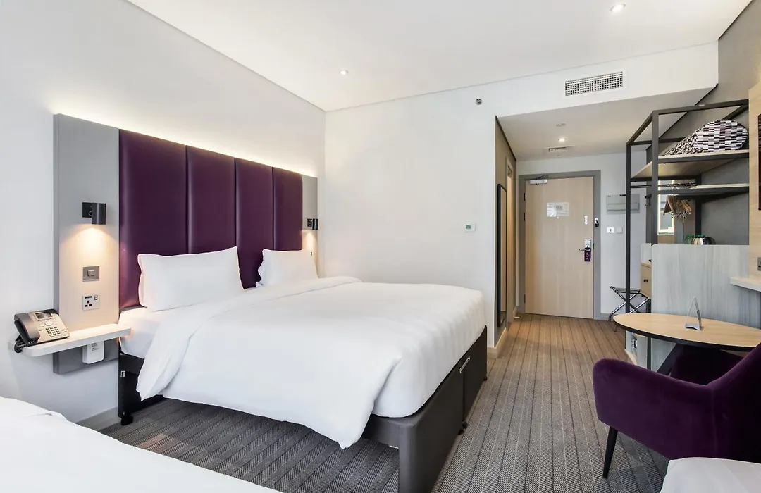 Premier Inn Dubai International Airport - An Emirates Group Company-1