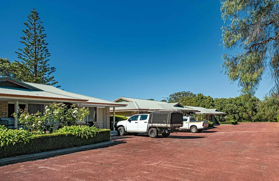 Emu Point Motel-1