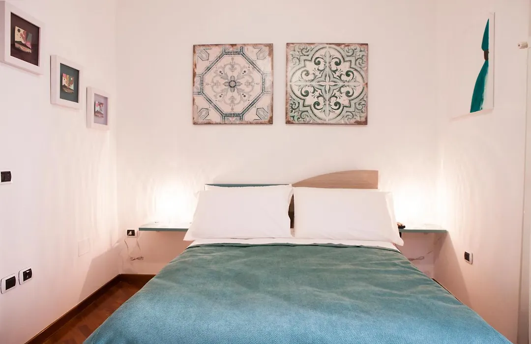 Isa Guest Rooms-1