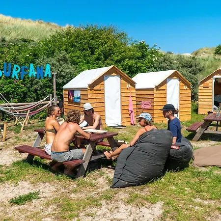 Surfana Vlieland Surf Host En Bed & Breakfast-3