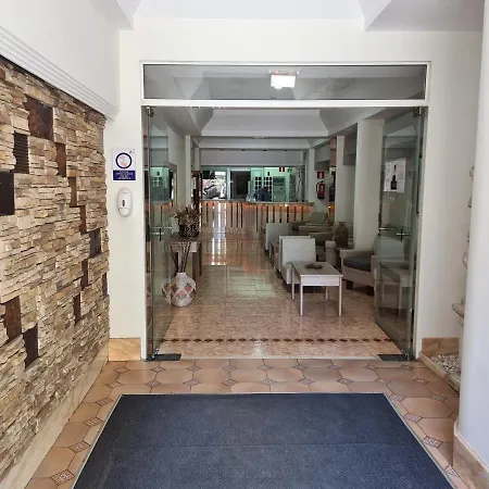 Apartamentos Catalina Park-2