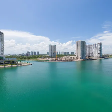 Renaissance Cancun Resort & Marina-3