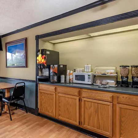 Econo Lodge Erlanger - Cincinnati Airport-3