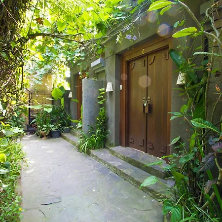 Ladera Villa Ubud-3