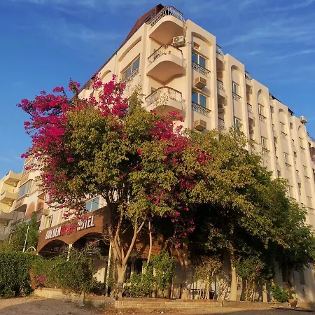 Golden Rose Hotel-3