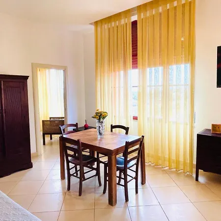Regina Beach Holiday Apartments-2