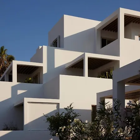 Avant Mar Paros-2