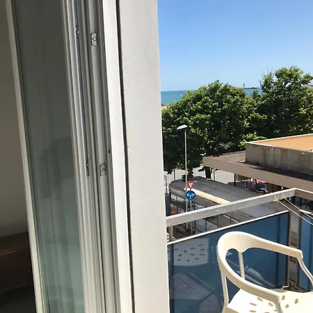 Hotel L&V-2