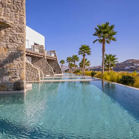 Aeonic Suites And Spa-3