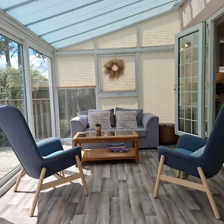 Panorama House - 400M From Sandbanks Beach-3