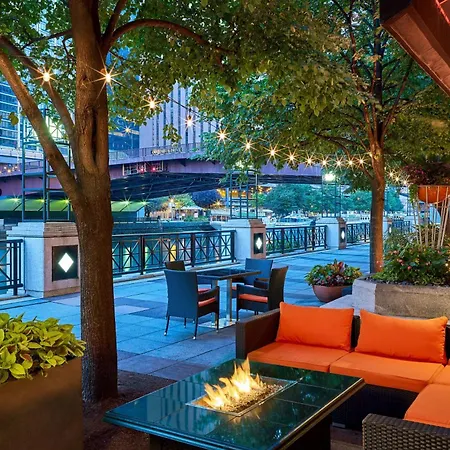 Sheraton Grand Chicago Riverwalk-3