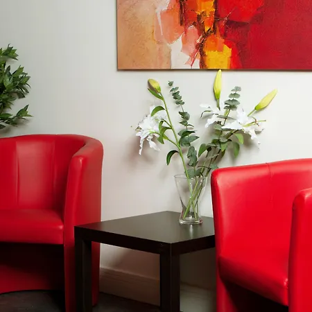 The Spires Serviced Apartments Birmingham-2