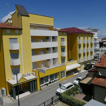 Hotel Nederland-2