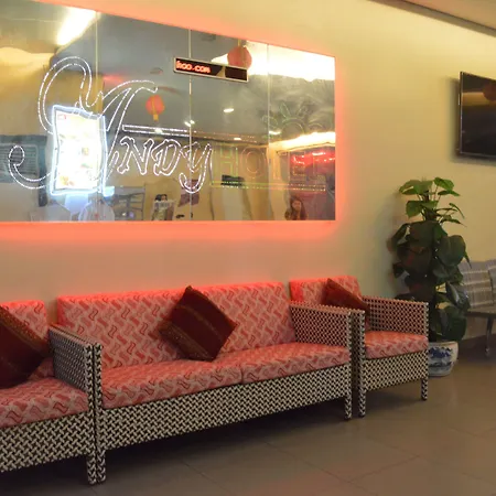 Andy Hotel-2